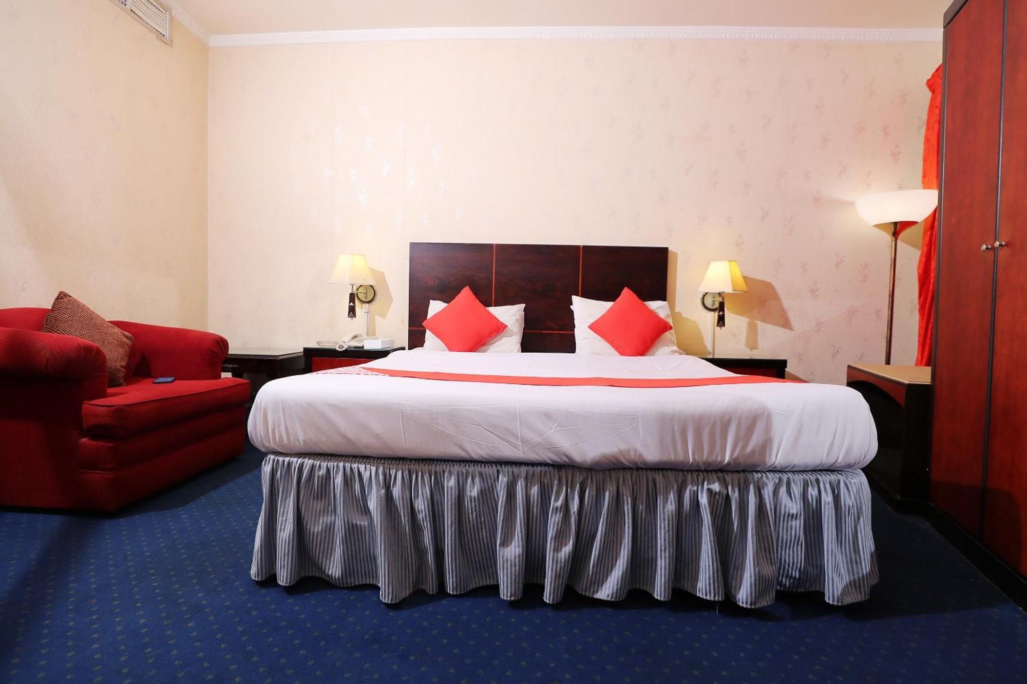 Oyo 112 Semiramis Hotel Manama Ngoại thất bức ảnh