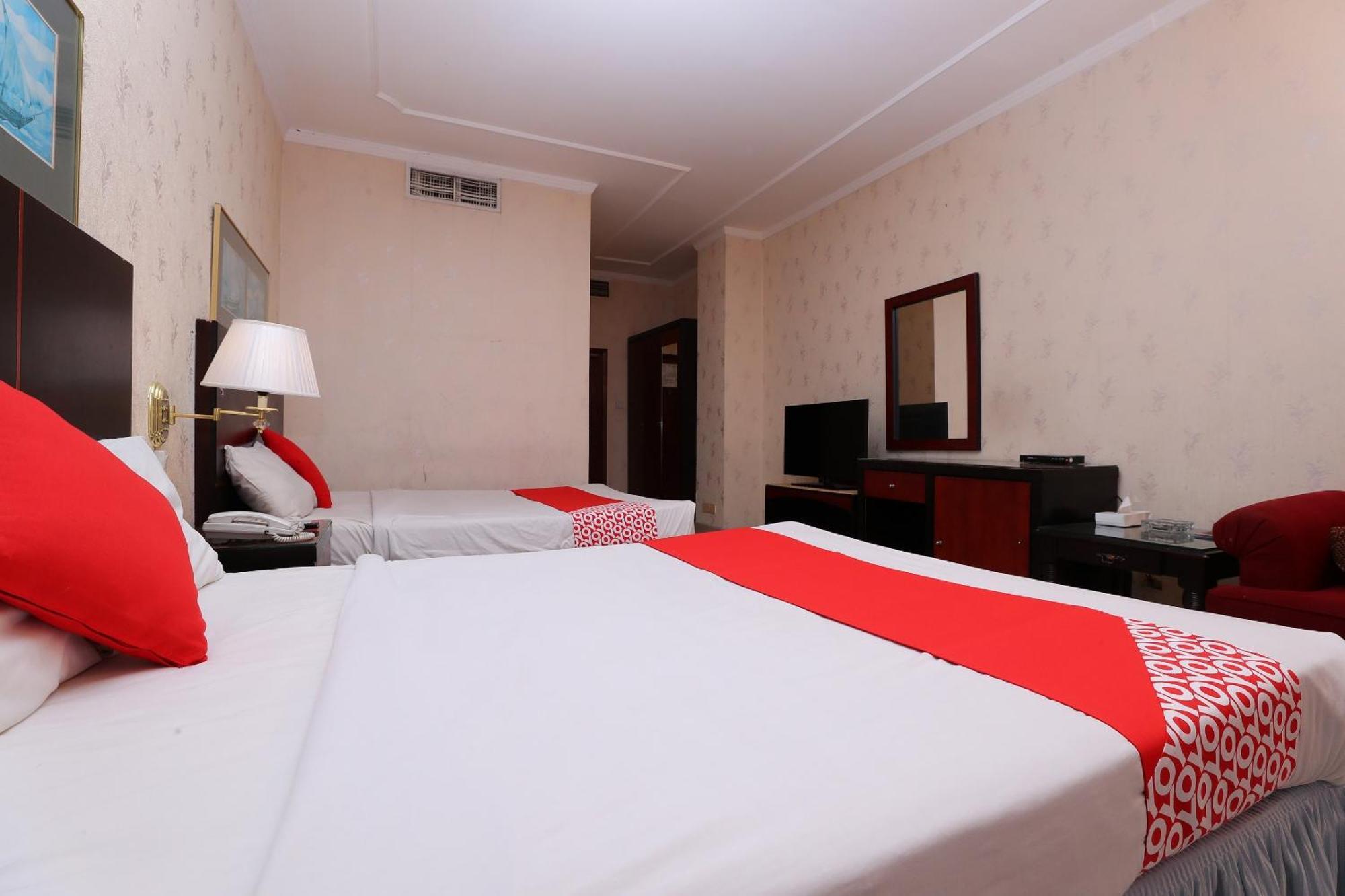 Oyo 112 Semiramis Hotel Manama Ngoại thất bức ảnh