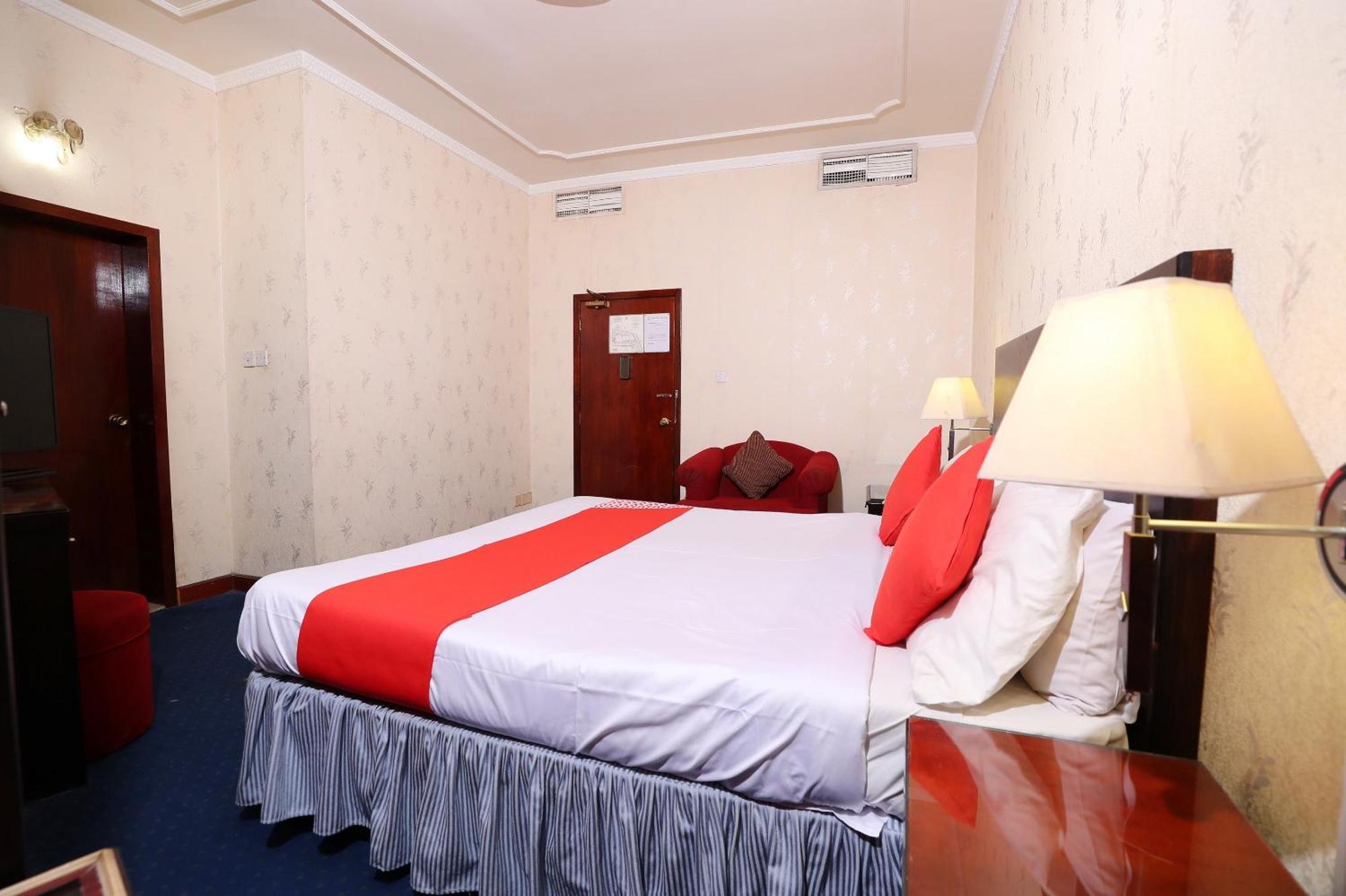Oyo 112 Semiramis Hotel Manama Ngoại thất bức ảnh